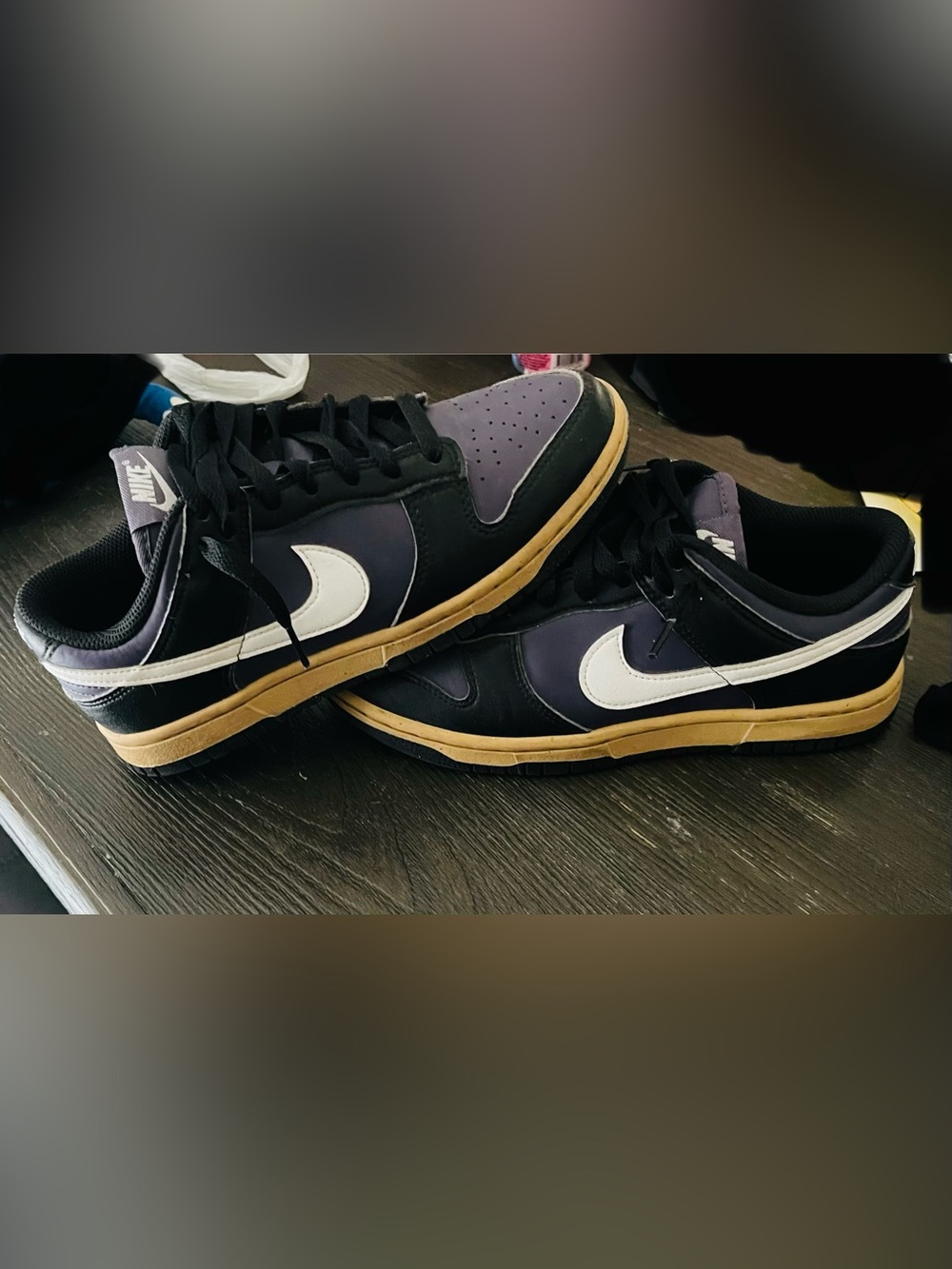Nike Low-Top Sneakers in Dark Raisin, Black & White, Nature Sole